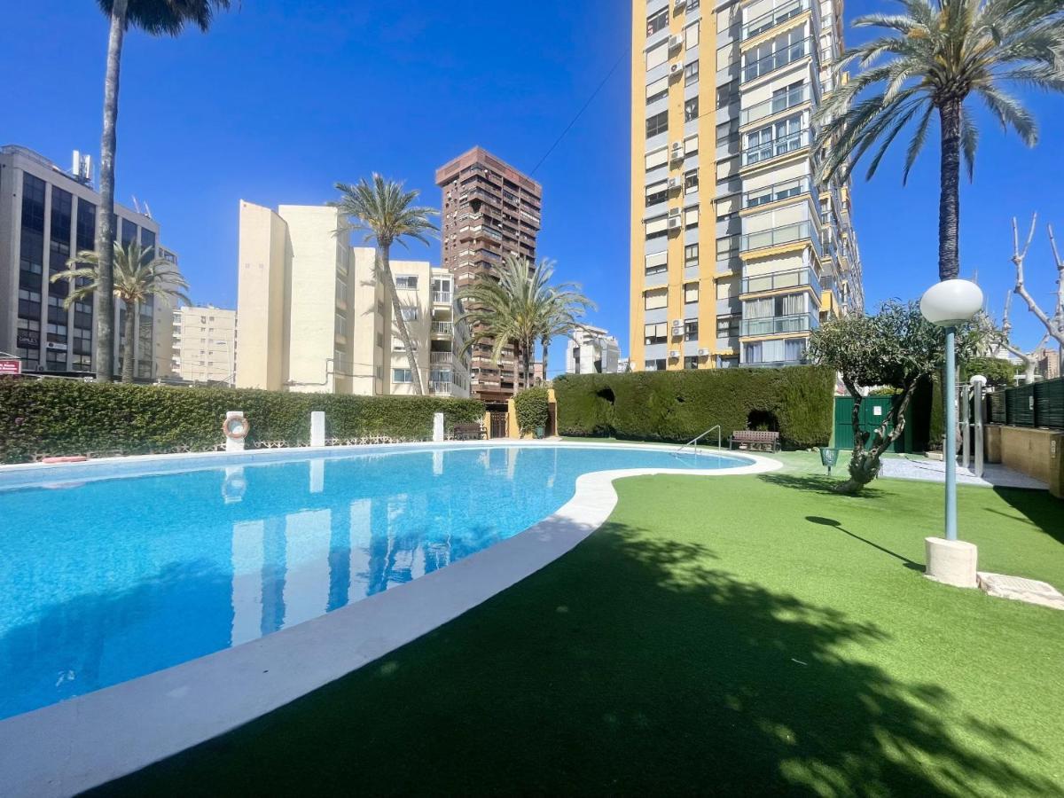 Front Al Mar Levante Beach Benidorm Bagian luar foto